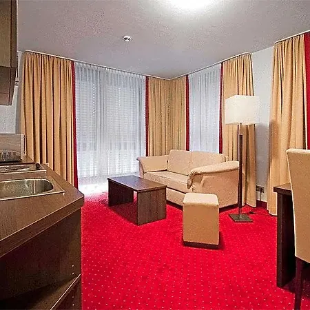Hotel Hib In 4*